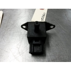 104R022 Fuel Pressure Regulator From 2003 Ford Taurus  3.0 3R3E9F972AA